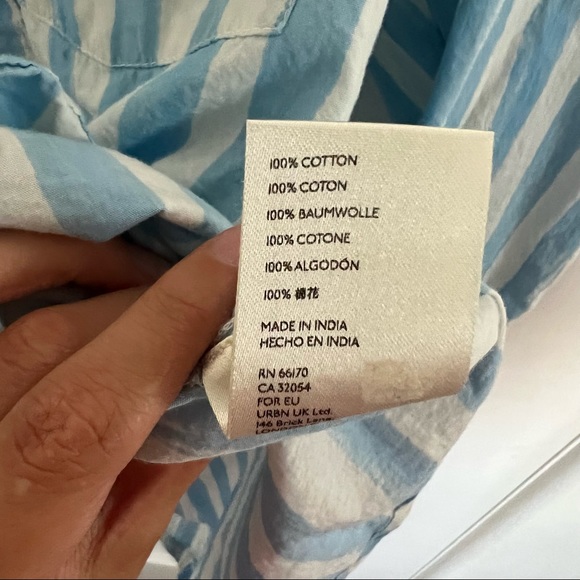 Free People button down shirt with puffed sleeves - Picture 3 of 3